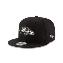 Load image into Gallery viewer, Baltimore Ravens New Era NFL 9FIFTY 950 Snapback Cap Hat Black Crown/Visor Team Color Logo