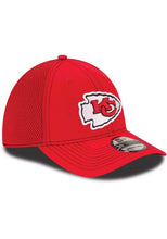 Load image into Gallery viewer, Kansas City Chiefs New Era NFL 39THIRTY 3930 Neo Mesh Flexfit Cap Hat Red Crown/Visor Team Color Logo