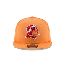Load image into Gallery viewer, Tampa Bay Buccaneers New Era NFL 9FIFTY 950 Snapback Cap Hat Peach Crown/Visor Team Color Retro Logo