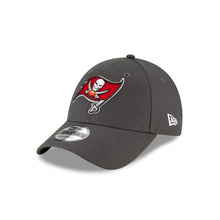 Load image into Gallery viewer, Tampa Bay Buccaneers New Era NFL 9FORTY 940 Adjustable Cap Hat Dark Gray Crown/Visor Team color Logo