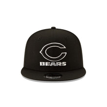 Load image into Gallery viewer, Chicago Bears New Era NFL 9FIFTY 950 Snapback Cap Hat Black Crown/Visor Black/White Logo