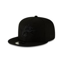 Load image into Gallery viewer, Detroit Lions New Era NFL 9FIFTY 950 Snapback Cap Hat Black Crown/Visor Black Logo