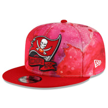 Load image into Gallery viewer, Tampa Bay Buccaneers New Era NFL 9FIFTY 950 Snapback Cap Hat Red/White Crown Red Visor Team Color Logo Red UV (2022 Sideline Ink)
