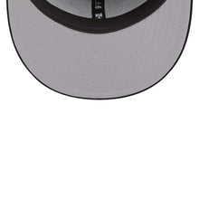 Load image into Gallery viewer, Cincinnati Bengals New Era NFL 9FIFTY 950 Snapback Cap Hat Black Crown/Visor Team Color Logo (Icon)