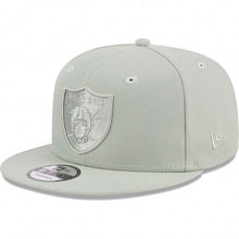 Load image into Gallery viewer, (Youth) Las Vegas Raiders New Era NFL 9FIFTY 950 Kid Snapback Cap Hat Gray Crown/Visor Gray Logo (Color Pack)