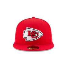 Load image into Gallery viewer, Kansas City Chiefs New Era NFL 59FIFTY 5950 Fitted Sideline Cap Hat Red Crown/Visor Team Color Logo