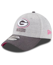 Load image into Gallery viewer, Green Bay Packers New Era NFL 39THIRTY 3930 Flexfit Cap Hat Heather Gray Crown Dark Gray Visor White/Dark Gray/Pink Logo (Breast Cancer Awareness)