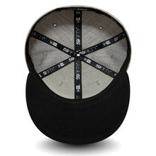Load image into Gallery viewer, Oakland RAIDERS New Era 59FIFTY 5950 Fitted Cap Hat Gray Crown Black Visor Team Color Logo Black UV