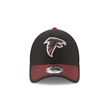 Load image into Gallery viewer, Atlanta Falcons New Era NFL 39THIRTY 3930 Flexfit Cap Hat Black Crown Red/Black Visor Team Color Logo (2017 Sideline)