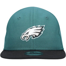Load image into Gallery viewer, (Infant) Philadelphia Eagles New Era NFL 9FIFTY 950 Snapback Cap Hat Green Crown Black Visor Team Color Logo (My 1st First)