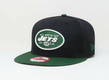 Load image into Gallery viewer, New York Jets New Era NFL 9FIFTY 950 Snapback Cap Hat Black Crown Green Visor Team Color Logo (Baycik)