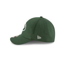 Load image into Gallery viewer, New York Jets New Era NFL 39THIRTY 3930 Flexfit 2016 Sideline Tech Cap Hat Green Crown /Visor Team Color Logo