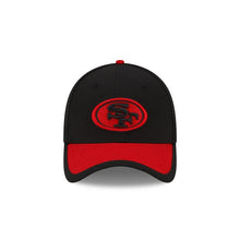 Load image into Gallery viewer, (Youth) San Francisco 49ers New Era 39THIRTY 3930 Flexfit Sideline 2015 Cap Hat Black Crown Red Visor Black/Red Logo Kid