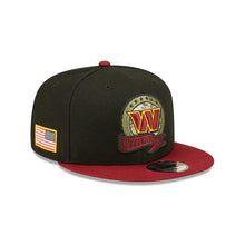 Load image into Gallery viewer, Washington Commanders New Era 9FIFTY 950 Snapback Cap Hat Black Crown Cardinal Visor Camo Logo (2022 Salute To Service)