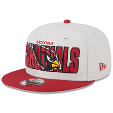 Load image into Gallery viewer, Arizona Cardinals New Era NFL 9FIFTY 950 Snapback Cap Hat Stone Crown Maroon Visor Team Color Logo (2023 Draft On Stage)