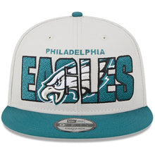 Load image into Gallery viewer, Philadelphia Eagles New Era NFL 9FIFTY 950 Snapback Cap Hat Stone Crown Green Visor Team Color Logo (2023 Draft On Stage)