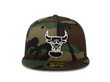 Load image into Gallery viewer, Chicago Bulls Mitchell & Ness NBA Fitted Cap Hat Camo Crown/Visor Black/White HWC Logo