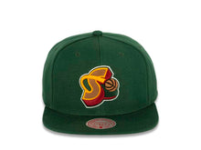 Load image into Gallery viewer, Seattle Supersonics Mitchell & Ness NBA Snapback Cap Hat Green Crown/Visor Team Color HWC Logo