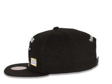 Load image into Gallery viewer, Chicago Bulls Mitchell & Ness NBA Snapback Black Crown/Visor Deafult Logo with Flags Gray UV (City Pride)