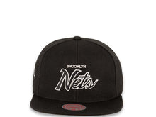 Load image into Gallery viewer, Mitchell & Ness Snapback Brooklyn Nets Black Crown Script Logo Sports Specialty Satin UV