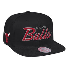 Load image into Gallery viewer, Chicago Bulls Mitchell & Ness NBA Snapback Cap Hat Black Crown/Visor Team Color Satin Script Logo Team Logo Side Patch