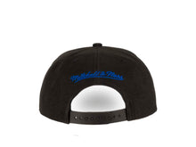 Load image into Gallery viewer, Philadelphia 76ers Mitchell & Ness NBA Snapback Cap Hat Black Crown/Visor Team Color Logo
