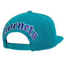 Load image into Gallery viewer, Charlotte Hornets Mitchell & Ness NBA Snapback Cap Hat Teal Crown/Visor Team Color Logo English Text/Script Back Logo