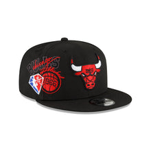 Load image into Gallery viewer, Chicago Bulls New Era NBA 9FIFTY 950 Snapback Back Half Cap Hat Black Crown/Visor Team Color Logo