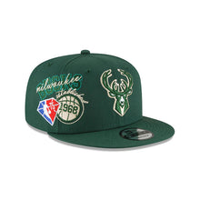 Load image into Gallery viewer, Milwaukee Bucks New Era NBA 9FIFTY 950 Snapback Back Half Cap Hat Green Crown/Visor Team Color Logo