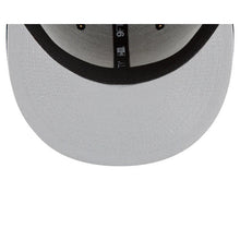 Load image into Gallery viewer, Toronto Raptors New Era NBA 9FIFTY 950 Snapback Back Half Cap Hat Black Crown/Visor Team Color Logo
