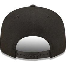 Load image into Gallery viewer, Chicago Bulls New Era NBA 9FIFTY 950 Snapback Cap Hat Black Crown/Visor Team Color Logo with State Map (Logo State)