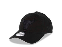 Load image into Gallery viewer, Chicago Bulls New Era NBA 9TWENTY 920 Adjustable Cap Hat Black Crown/Visor Black Logo