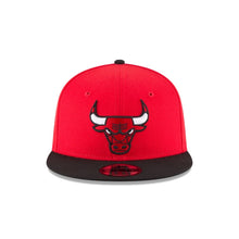 Load image into Gallery viewer, Chicago Bulls New Era NBA 9FIFTY 950 Snapback Cap Hat Red Crown Black Visor Team Color Logo