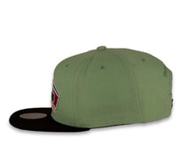 Load image into Gallery viewer, Mitchell & Ness Snapback San Antonio Spurs HWC Pistachio Crown Black Visor Pink UV Easter