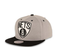 Load image into Gallery viewer, Mitchell & Ness Snapback Brooklyn Nets Gray Crown Black Visor XL Pop Team