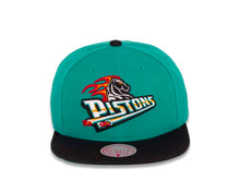Load image into Gallery viewer, Detroit Pistons Mitchell & Ness NBA Snapback Cap Hat Teal Crown Black Visor Team Color HWC Logo