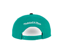 Load image into Gallery viewer, Detroit Pistons Mitchell & Ness NBA Snapback Cap Hat Teal Crown Black Visor Team Color HWC Logo