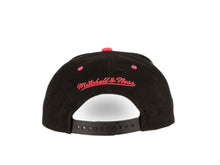 Load image into Gallery viewer, Brooklyn Nets Mitchell & Ness NBA Snapback Cap Hat Black Crown Pink Visor Team Color Logo (Santa Ana)