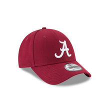 Load image into Gallery viewer, Alabama Crimson Tide New Era NCAA 9FORTY 940 Adjustable Cap Hat Cardinal Crown/Visor White Logo