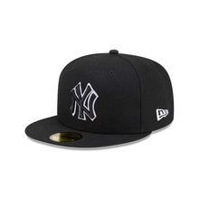 Load image into Gallery viewer, New York Yankees New Era MLB 59FIFTY 5950 Fitted Cap Hat Black Crown/Visor Black/White Logo Gray UV
