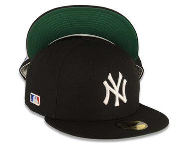 New York Yankees New Era MLB 59FIFTY 5950 Fitted Cap Hat Black Crown/Visor White Logo Batterman Batty Side Patch Green UV