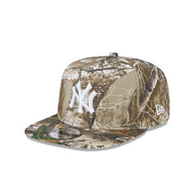 Load image into Gallery viewer, New York Yankees New Era MLB 9FIFTY 950 Snapback A-Frame Cap Hat Real Tree Edge Camo Crown/Visor White Logo
