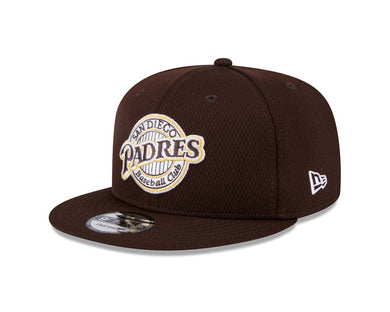 San Diego Padres New Era MLB 9FIFTY 950 Snapback Cap Hat Brown Crown/Visor Brown/Yellow Baseball Club Logo (2025 Clubhouse)