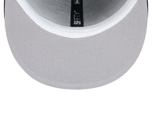 Load image into Gallery viewer, Los Angeles Kings New Era NHL 59FIFTY 5950 Fitted Cap Hat Black Crown/Visor Team Color Logo
