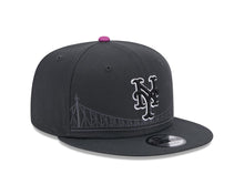 Load image into Gallery viewer, New York Mets New Era MLB 9FIFTY 950 Snapback 2024 City Connect Cap Hat Gray Crown/Visor Black/White Logo
