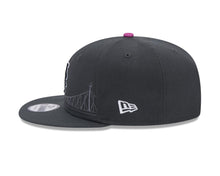 Load image into Gallery viewer, New York Mets New Era MLB 9FIFTY 950 Snapback 2024 City Connect Cap Hat Gray Crown/Visor Black/White Logo
