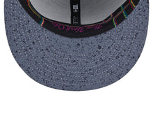 Load image into Gallery viewer, New York Mets New Era MLB 9FIFTY 950 Snapback 2024 City Connect Cap Hat Gray Crown/Visor Black/White Logo
