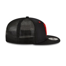 Load image into Gallery viewer, United States USA Soccer New Era FIFA 9FIFTY 950 Snapback Trucker Mesh Cap Hat Black Crown/Visor Red Logo
