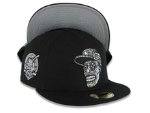 Load image into Gallery viewer, San Diego Padres New Era MLB 59FIFTY 5950 Fitted Cap Hat Black Crown/Visor Black/White Skull Logo 40th Anniversary Side Patch Gray UV
