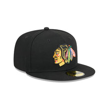 Load image into Gallery viewer, Chicago Blackhawks New Era NHL 59FIFTY 5950 Fitted Cap Hat Black Crown/Visor Team Color Logo Gray UV
